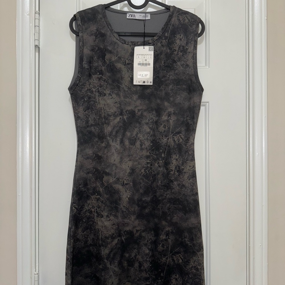 Zara Black and Gray Textured Midi Dress